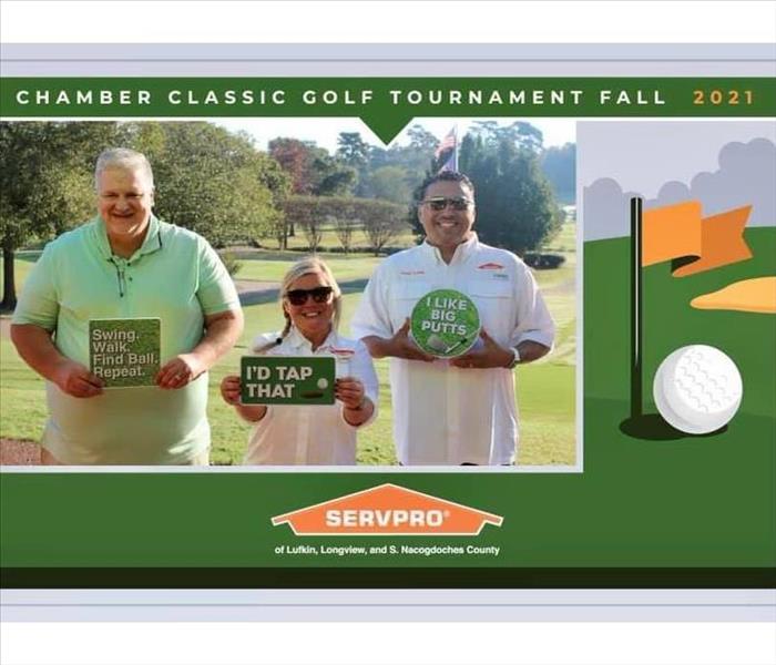 SERVPRO employees posing for picture
